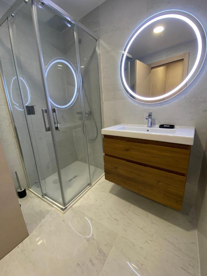Ferienwohnung Move In Miragaia Vigo Exterior foto