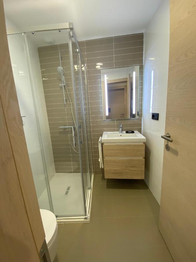 Ferienwohnung Move In Miragaia Vigo Exterior foto