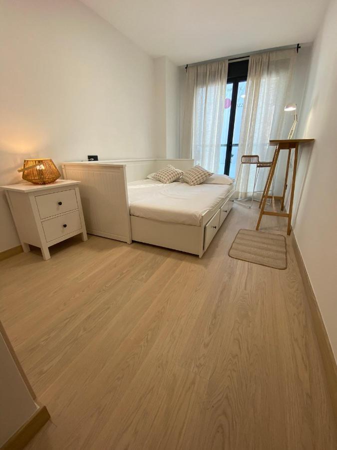 Ferienwohnung Move In Miragaia Vigo Exterior foto